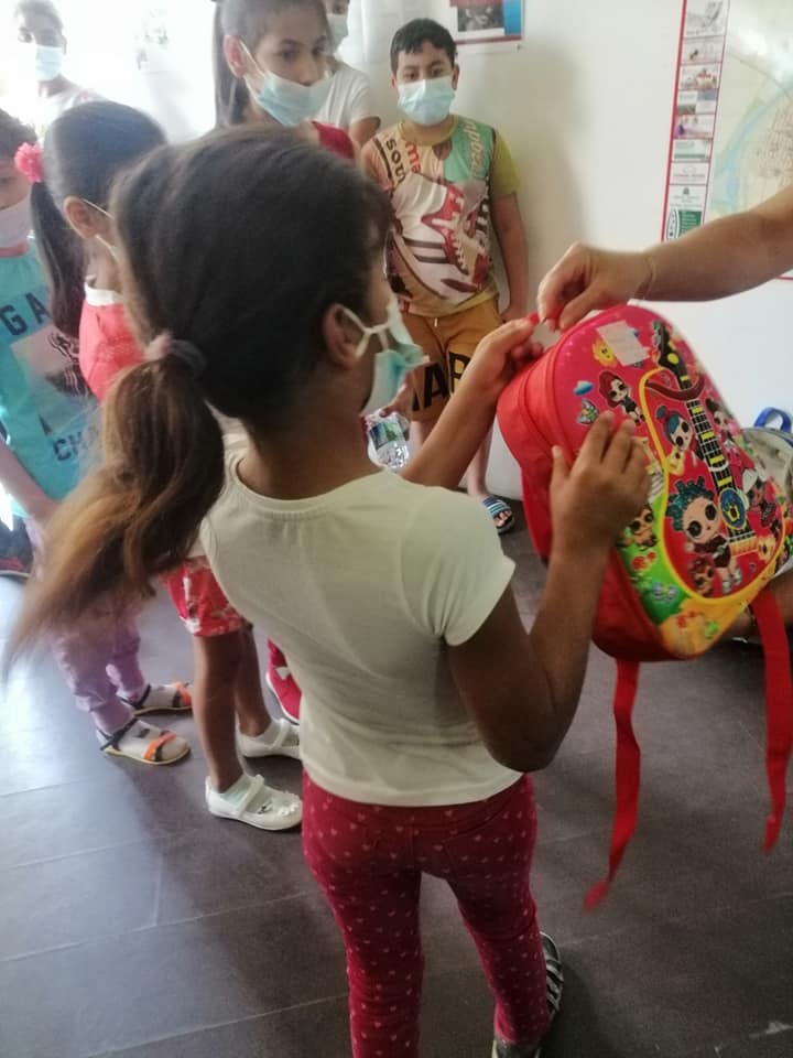 Campania Donează un ghiozdan